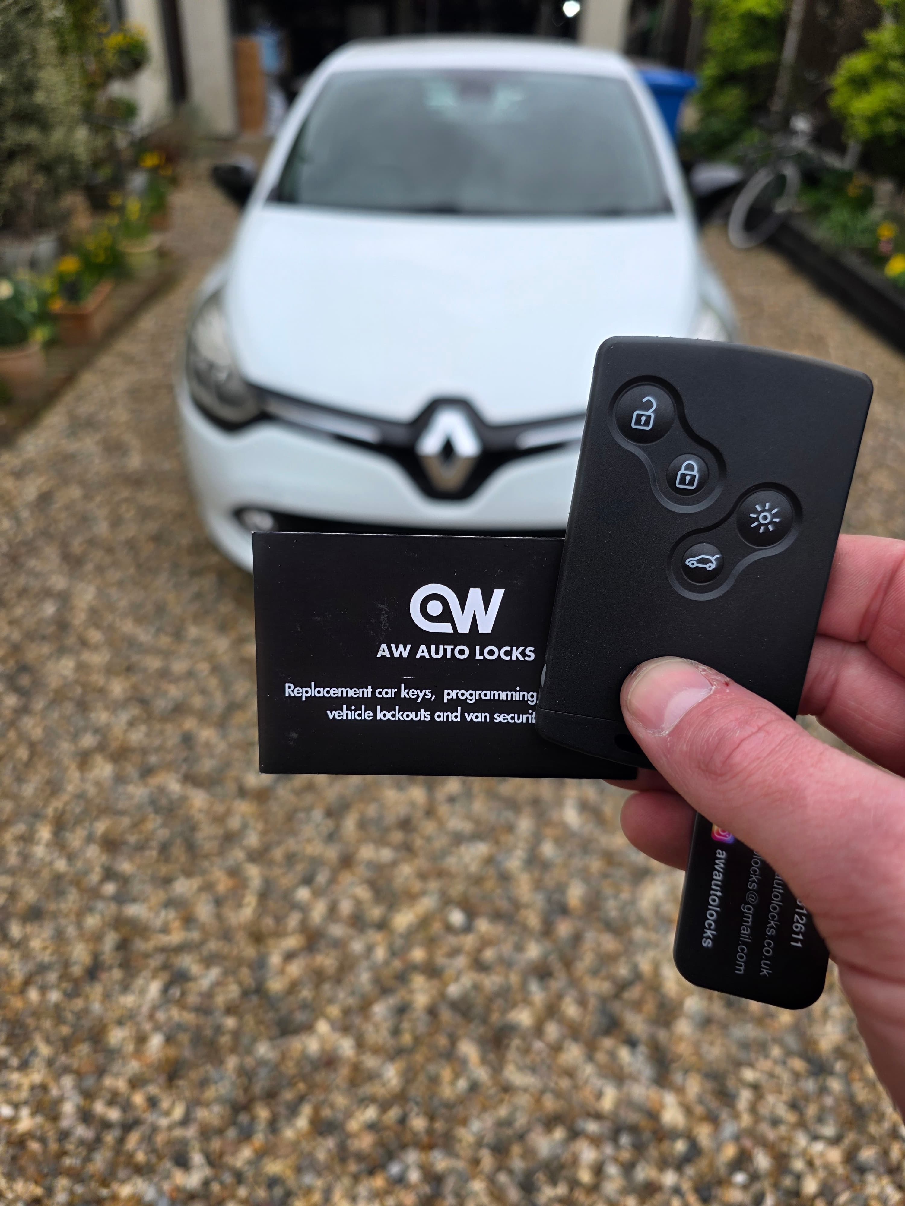 AW Auto Locks mobile auto locksmith attending a vehicle in Essex